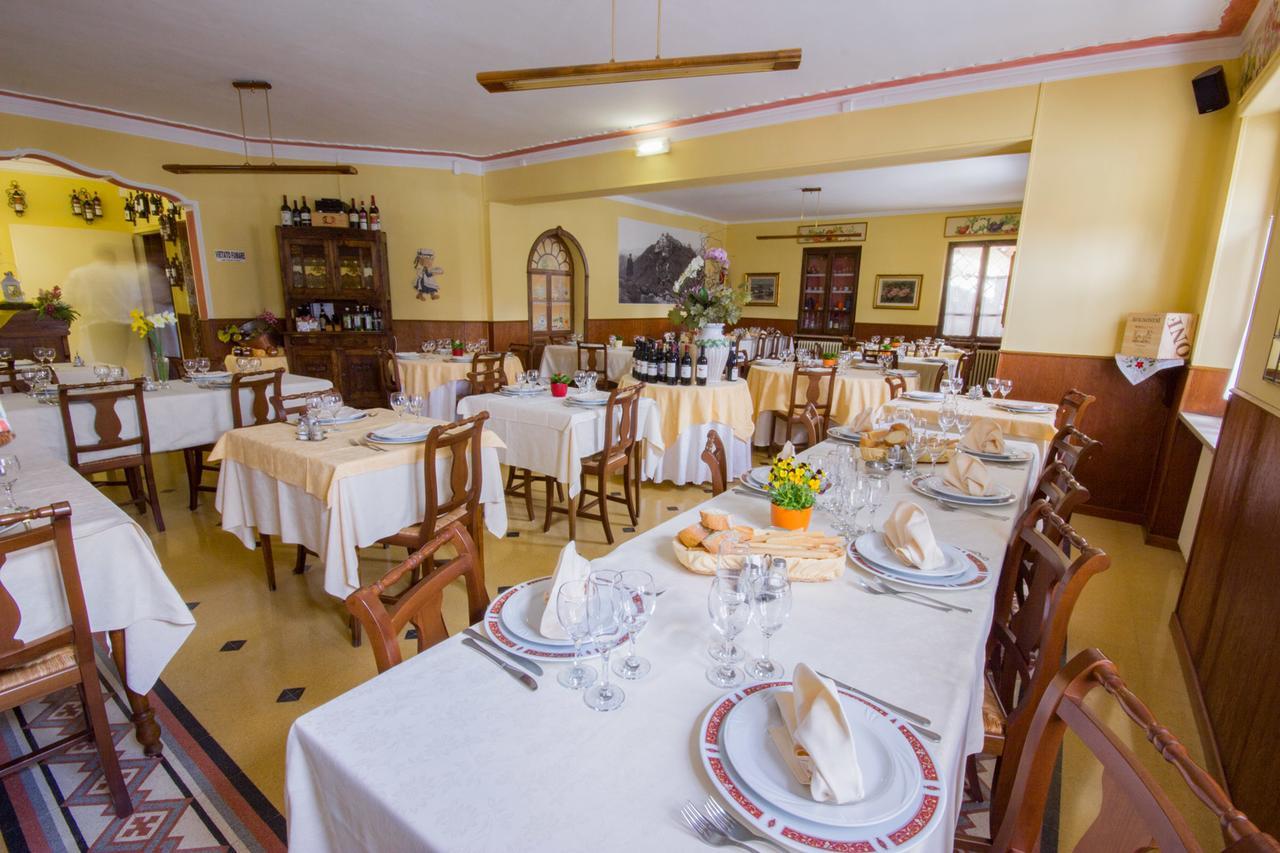 Ristorante Buasca Hotel Cuorgne Luaran gambar