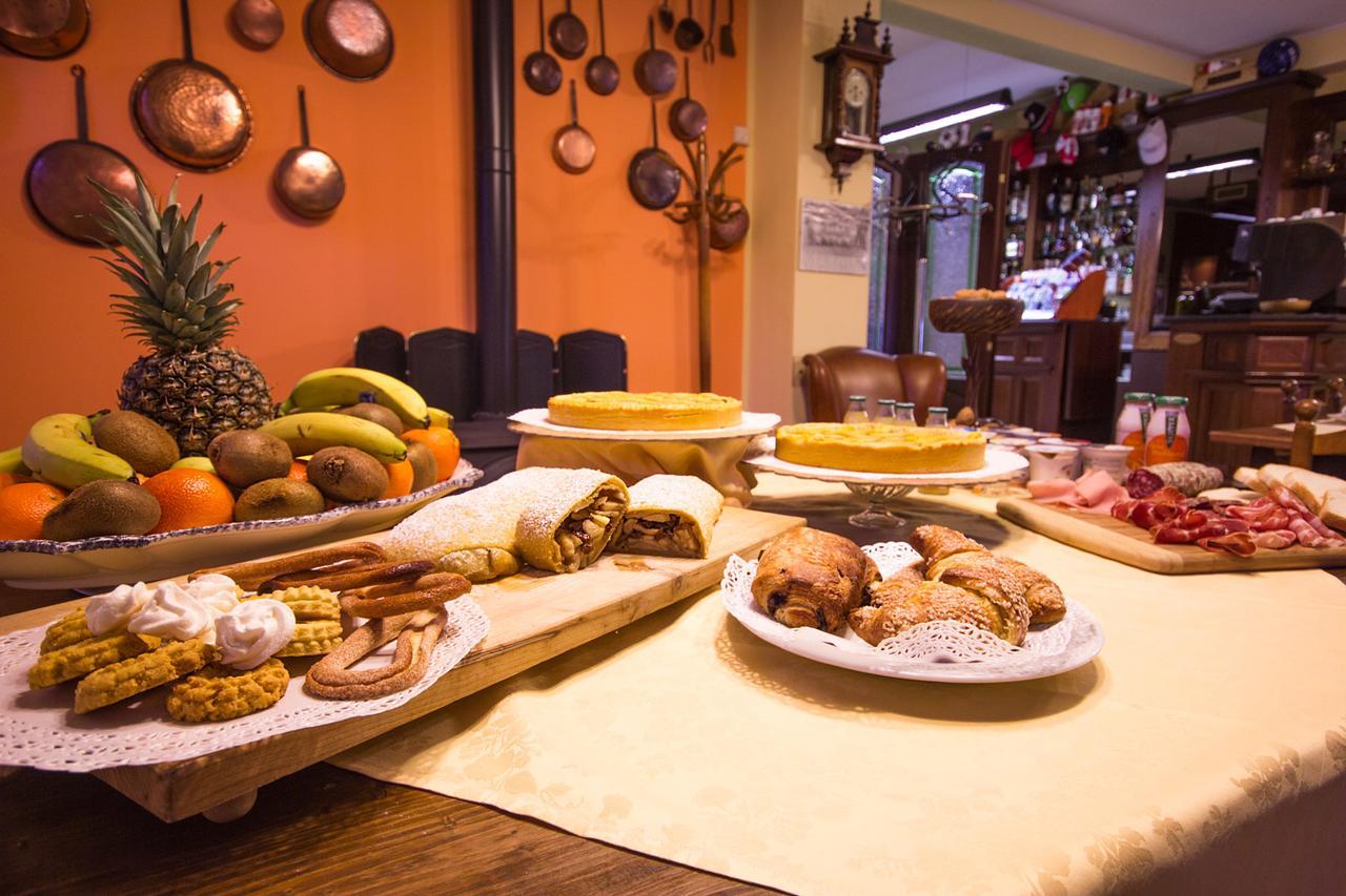 Ristorante Buasca Hotel Cuorgne Luaran gambar
